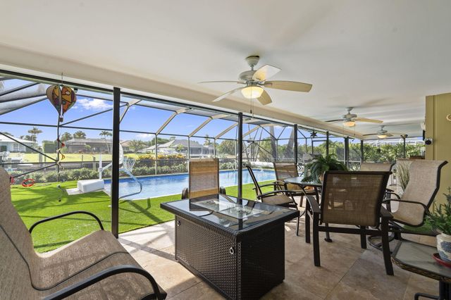 3374 SE Fairway E, Stuart, FL 34997