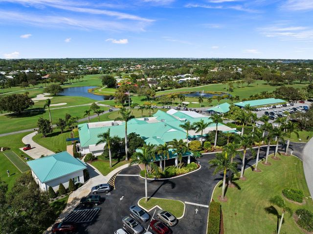 3374 SE Fairway E, Stuart, FL 34997