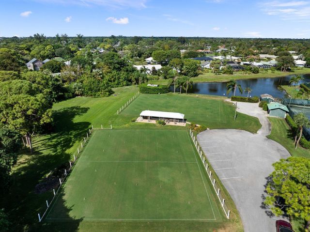 3374 SE Fairway E, Stuart, FL 34997