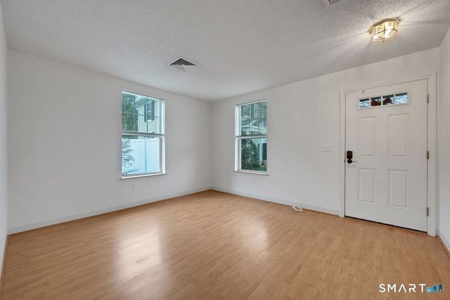 54 Young Dixon Way 54, Stamford, CT 06902