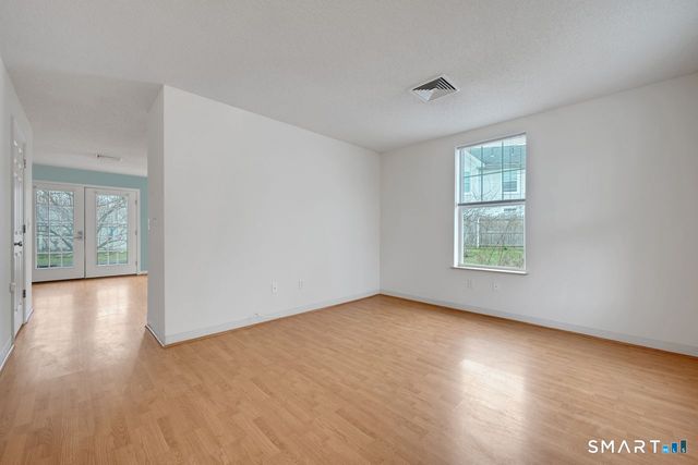 54 Young Dixon Way 54, Stamford, CT 06902