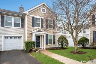 54 Young Dixon Way 54, Stamford, CT 06902