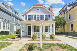 32 E LINDEN ST, Alexandria, VA 22301