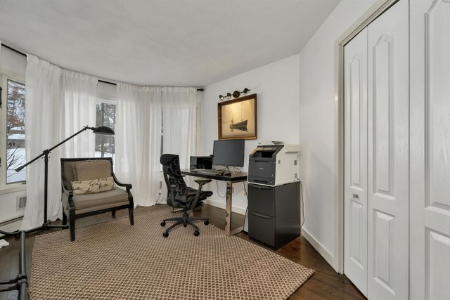 16 Fox Run Lane, Salem, NH 03079