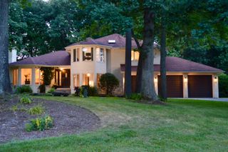 16 Fox Run Lane, Salem, NH 03079