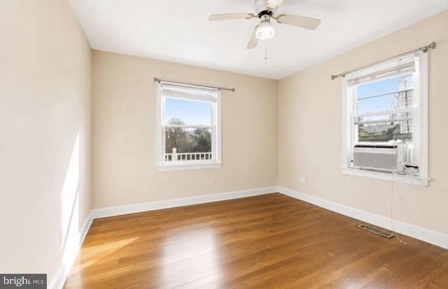 10626 S DUNMOOR DR, Silver Spring, MD 20901