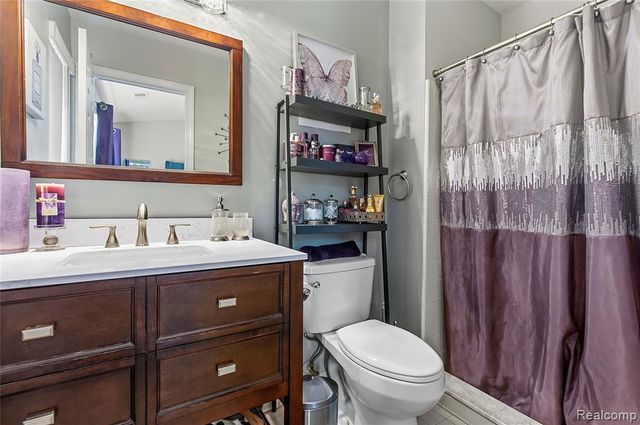 30513 Hidden Pines Lane, Roseville, MI 48066