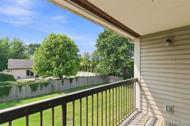 30513 Hidden Pines Lane, Roseville, MI 48066