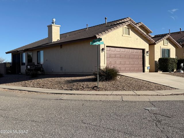 1684 S Tenen Pass Drive, Benson, AZ 85602