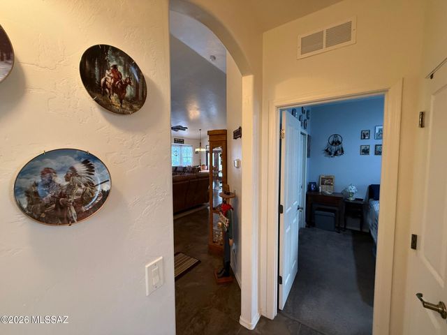 1684 S Tenen Pass Drive, Benson, AZ 85602