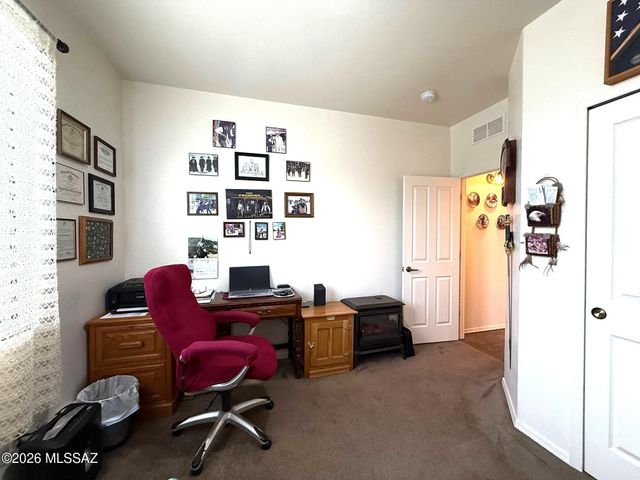 1684 S Tenen Pass Drive, Benson, AZ 85602