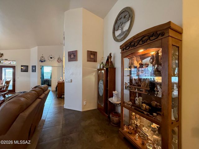 1684 S Tenen Pass Drive, Benson, AZ 85602
