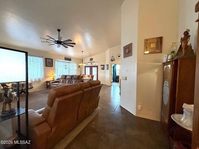 1684 S Tenen Pass Drive, Benson, AZ 85602