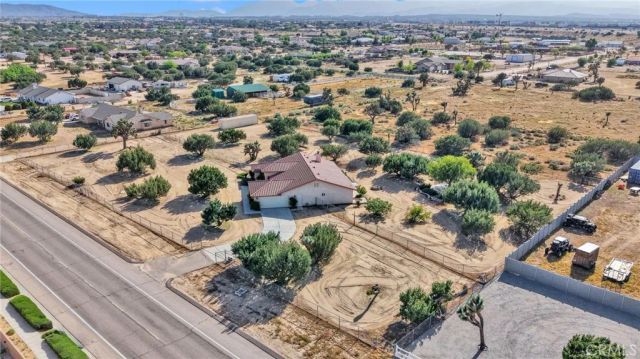 8626 Coyote Trail, Oak Hills, CA 92344