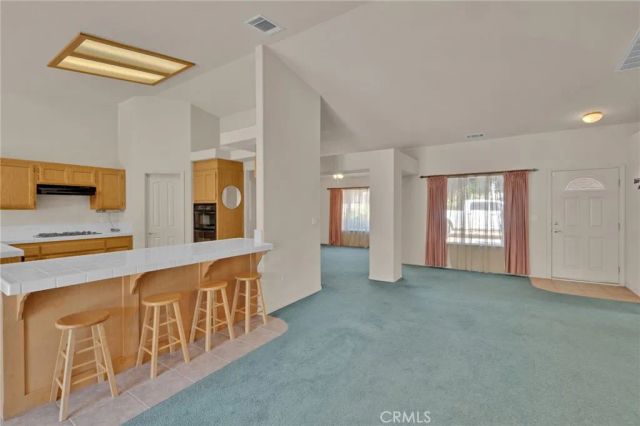 8626 Coyote Trail, Oak Hills, CA 92344
