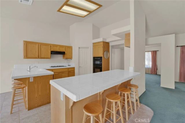 8626 Coyote Trail, Oak Hills, CA 92344