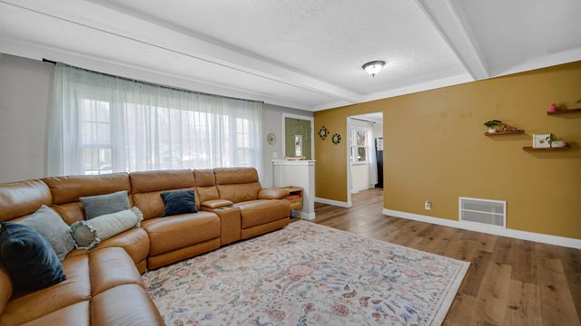 6467 Portage Avenue, Portage, IN 46368