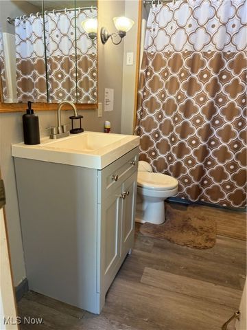 349 Canova Drive, Akron, OH 44319