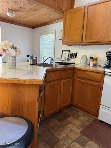 349 Canova Drive, Akron, OH 44319