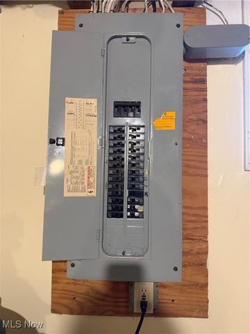 349 Canova Drive, Akron, OH 44319