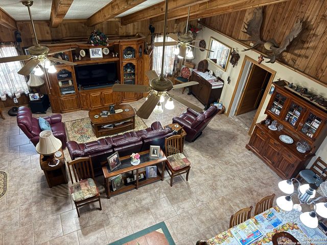 1485 Fm 2579, Floresville, TX 78114