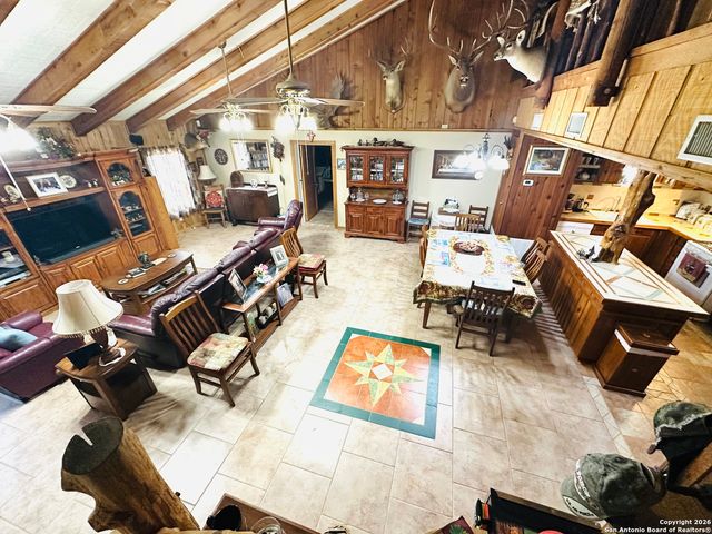 1485 Fm 2579, Floresville, TX 78114