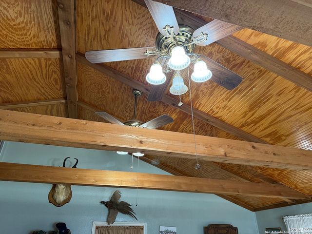 1485 Fm 2579, Floresville, TX 78114