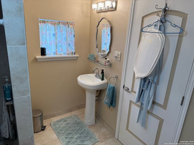 1485 Fm 2579, Floresville, TX 78114