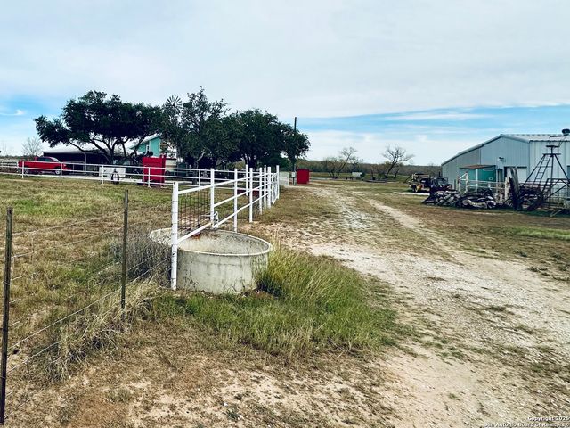 1485 Fm 2579, Floresville, TX 78114