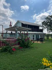 1485 Fm 2579, Floresville, TX 78114