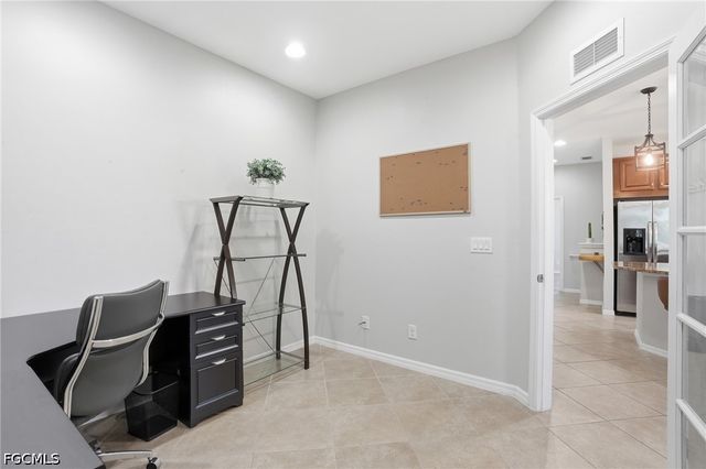8515 Oakshade CIR 201, Fort Myers, FL 33919