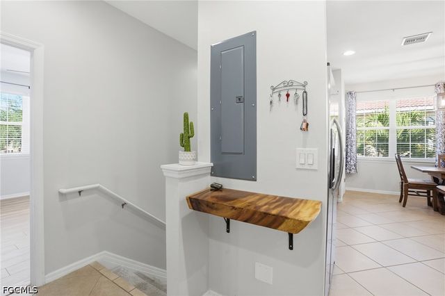 8515 Oakshade CIR 201, Fort Myers, FL 33919