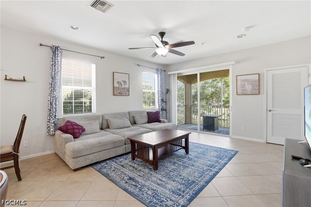 8515 Oakshade CIR 201, Fort Myers, FL 33919
