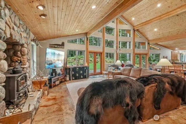 5154 Strider Road, Langley, WA 98260