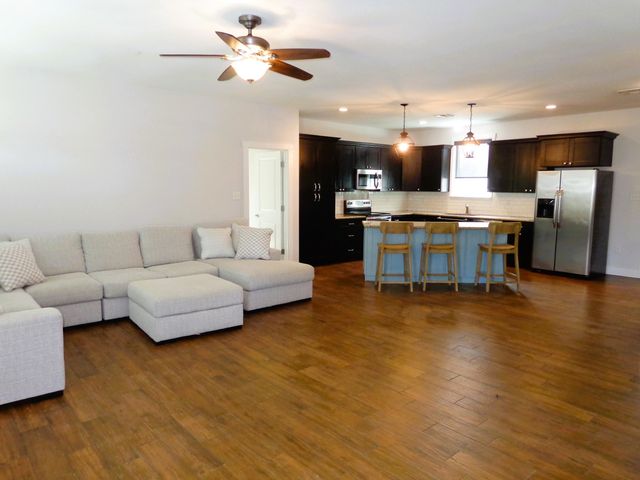 205 Patrick Place, Houma, LA 70364