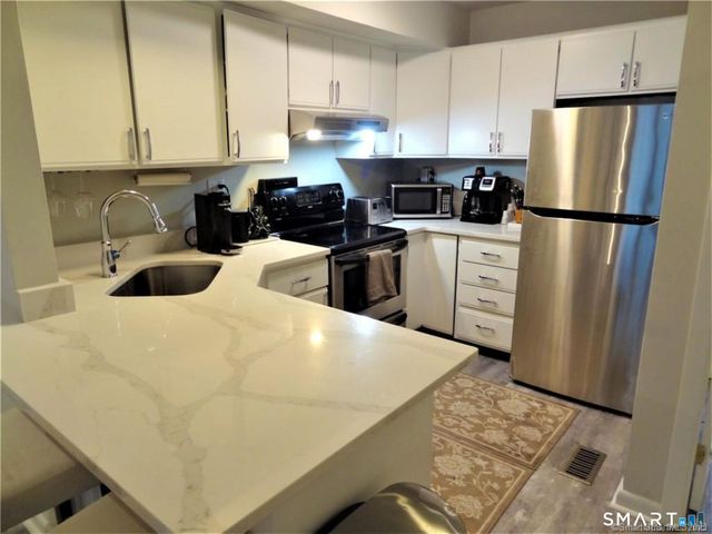 65 Ellsworth Street 303, Bridgeport, CT 06605