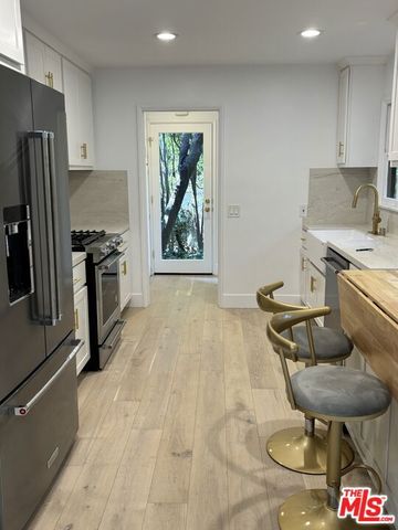 643 Hightree Road, Santa Monica, CA 90402