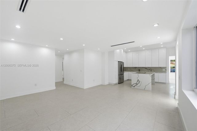 5735 SW 12th St, West Miami, FL 33144