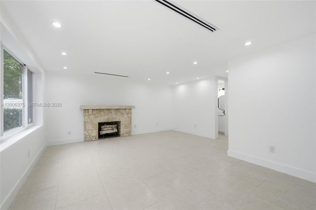 5735 SW 12th St, West Miami, FL 33144