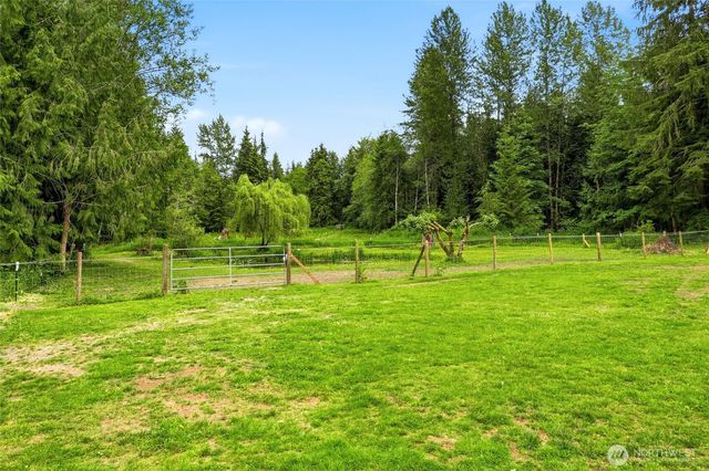5919 Scherrer Road, Granite Falls, WA 98252