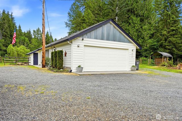 5919 Scherrer Road, Granite Falls, WA 98252
