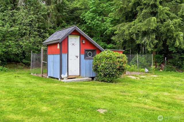 5919 Scherrer Road, Granite Falls, WA 98252
