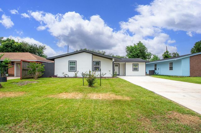 2114 Linden Creek Lane, Houston, TX 77017