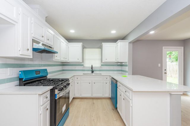 2114 Linden Creek Lane, Houston, TX 77017
