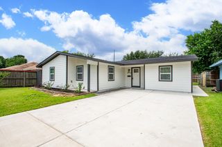 2114 Linden Creek Lane, Houston, TX 77017