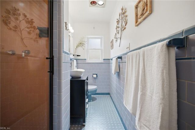 4021 Chesapeake AVE, Hampton, VA 23669