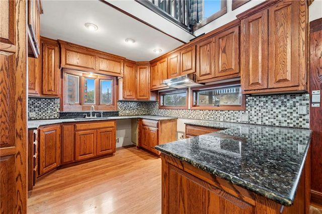 3424 Holmes Street, Kansas City, MO 64109