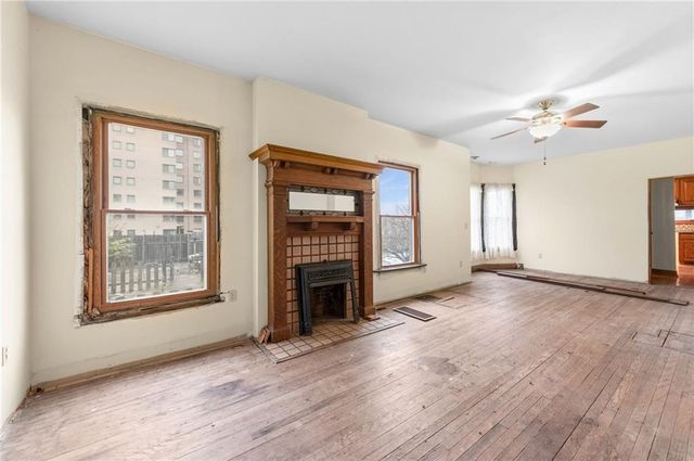 3424 Holmes Street, Kansas City, MO 64109