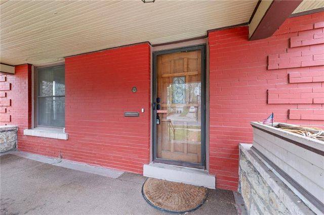 3424 Holmes Street, Kansas City, MO 64109