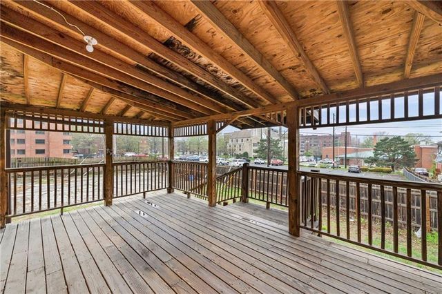 3424 Holmes Street, Kansas City, MO 64109